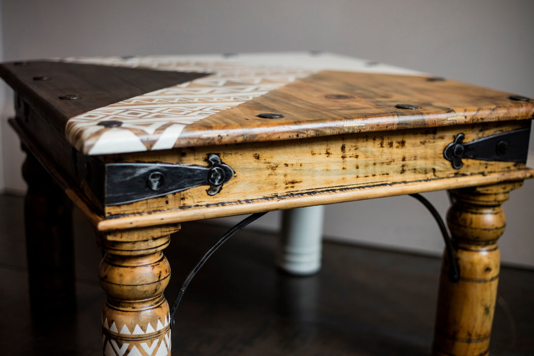 Aztec Table — interiorlux